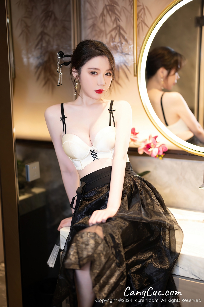 XIUREN No.8465 Meng Xin Yue (梦心玥)